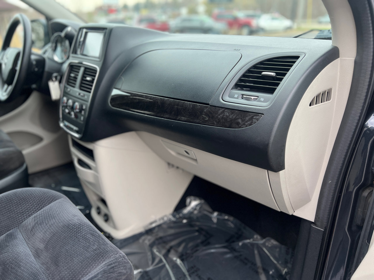 Used 2014 Dodge Grand Caravan SE w/ Quick Order Package 29E SE image 38