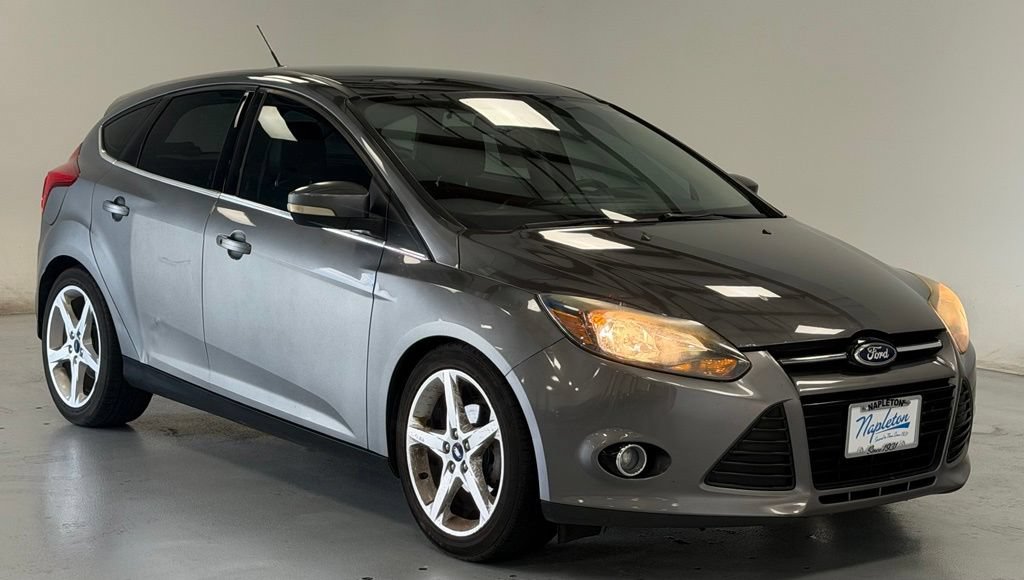 Used 2012 Ford Focus Titanium FWD image 6