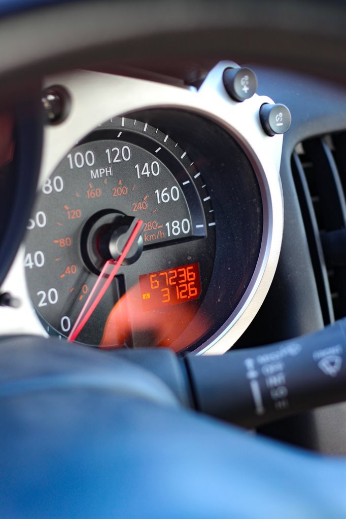 Used 2010 Nissan 370Z NISMO RWD image 20