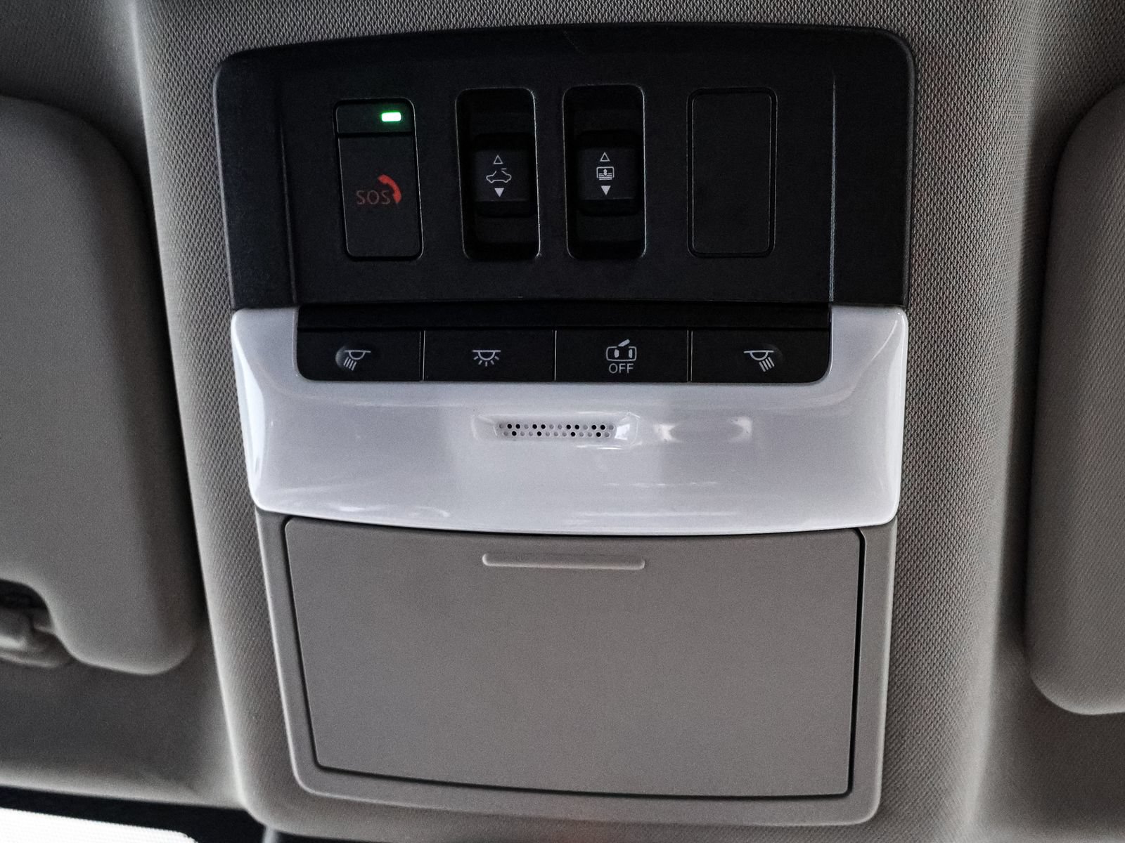 Used 2023 Nissan Rogue Platinum w/ Platinum Premium Package AWD/4WD image 32