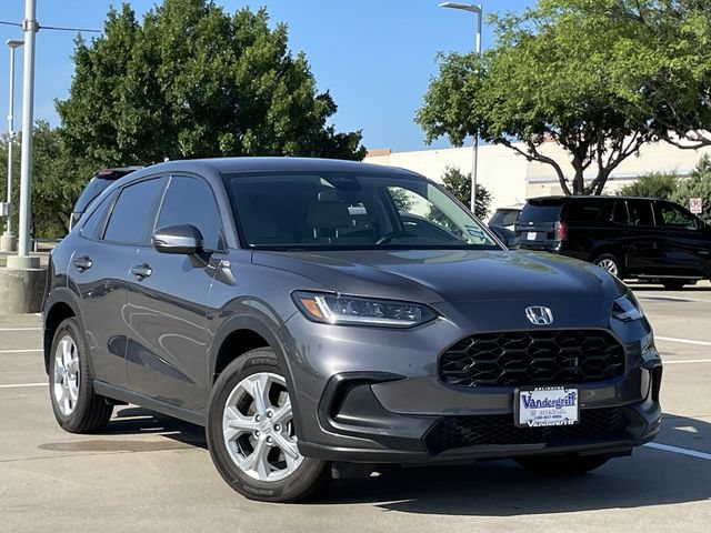 Used 2025 Honda HR-V LX image 2