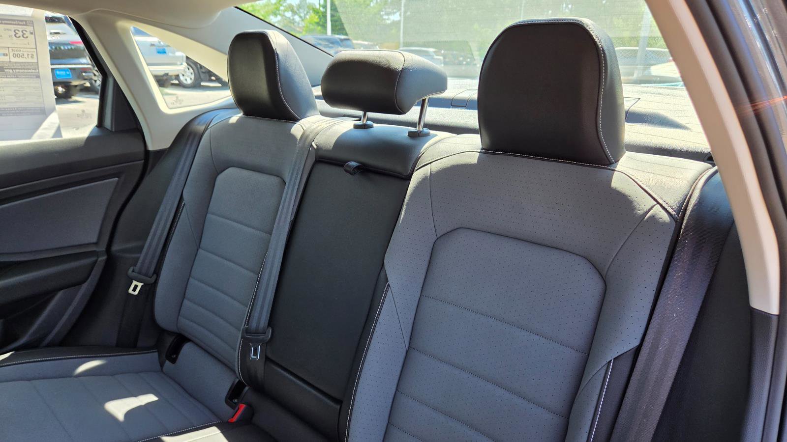 Used 2026 Volkswagen Jetta SE FWD image 41