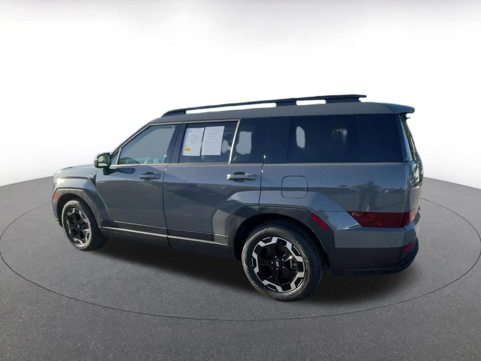 Used 2025 Hyundai Santa Fe SEL image 10