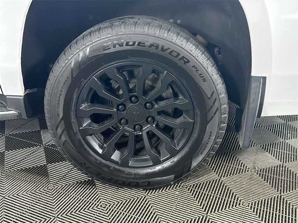 Used 2016 Chevrolet Suburban LTZ image 34