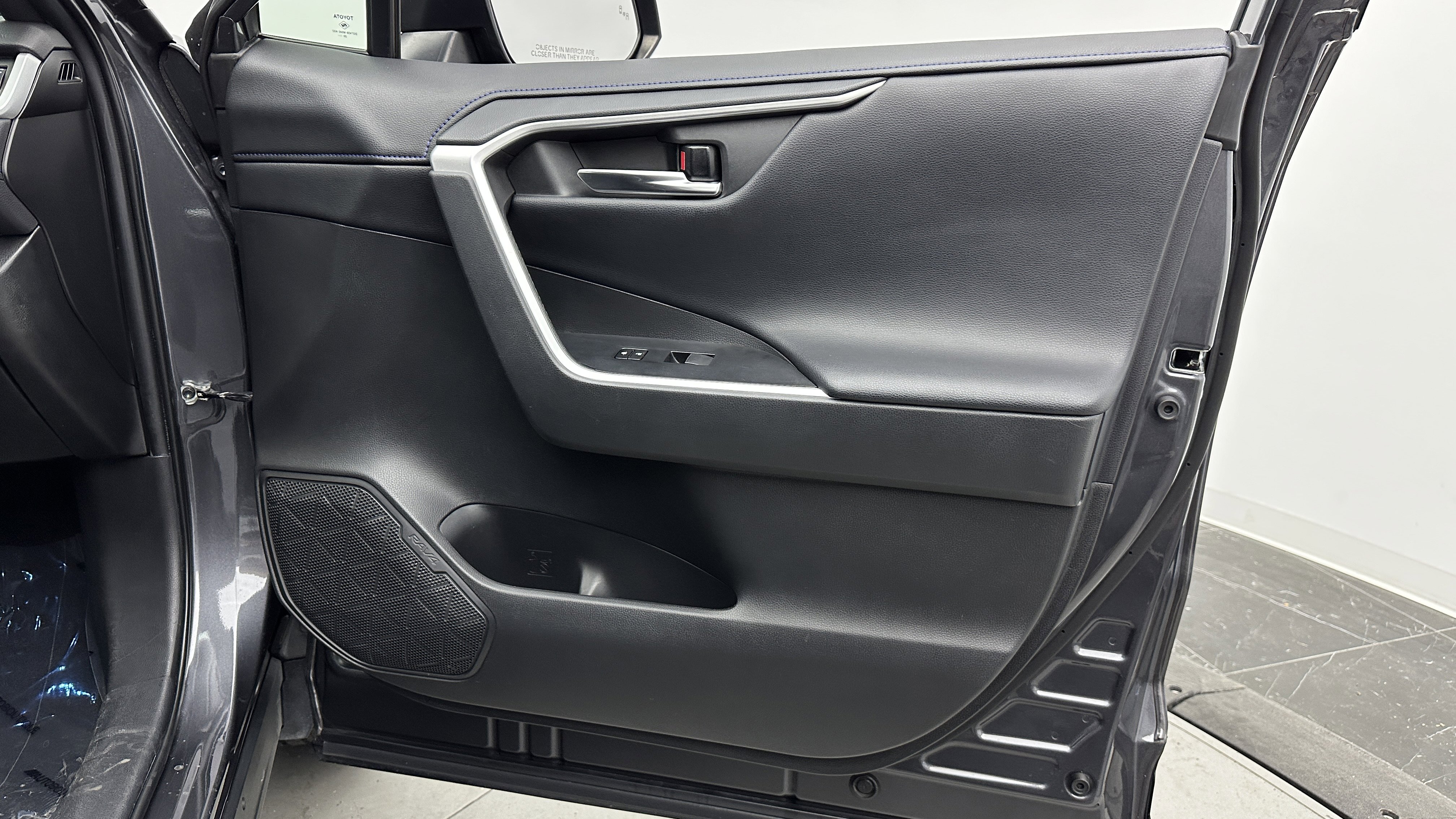 Used 2021 Toyota RAV4 XSE w/ XSE Grade Weather Package image 33