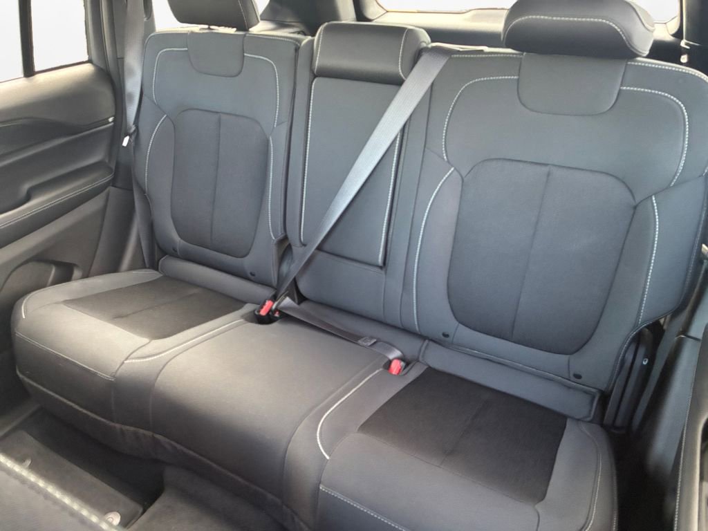 New 2025 Jeep Grand Cherokee Laredo w/ MOPAR Finishing Package RWD image 21