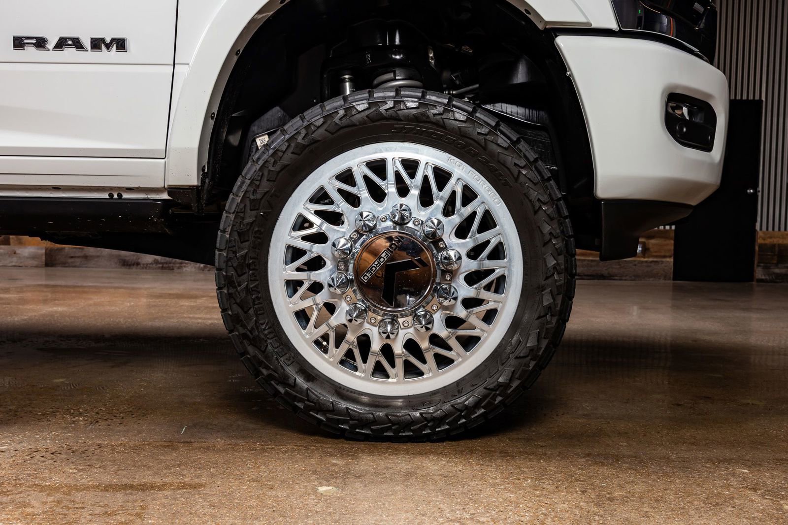 Used 2025 RAM 3500 Longhorn image 11