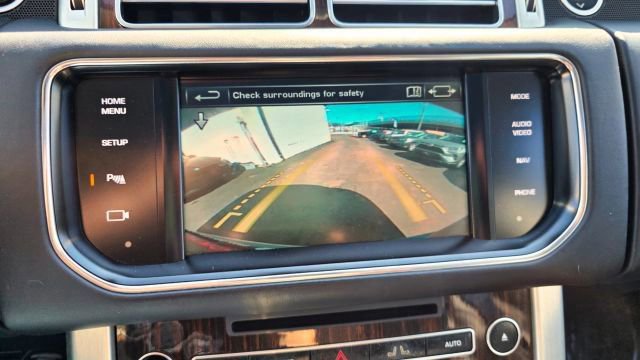 Used 2015 Land Rover Range Rover Supercharged AWD/4WD image 24