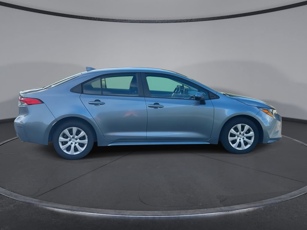 Used 2023 Toyota Corolla LE FWD image 9