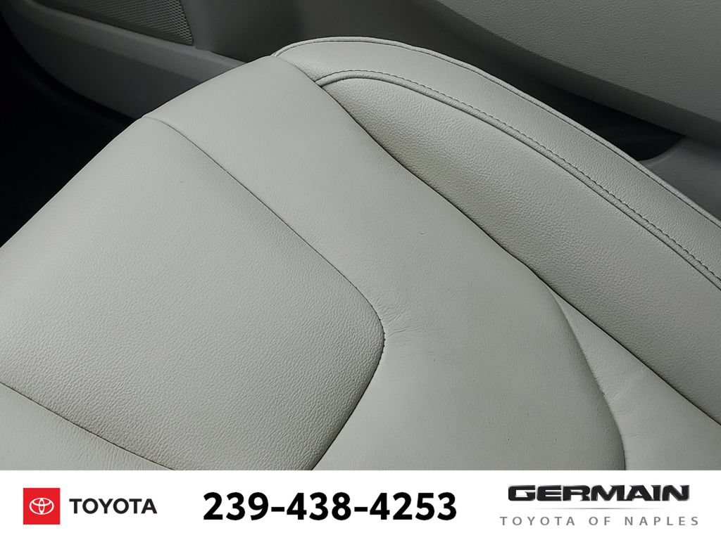 Used 2022 Ford Edge Titanium AWD/4WD image 30