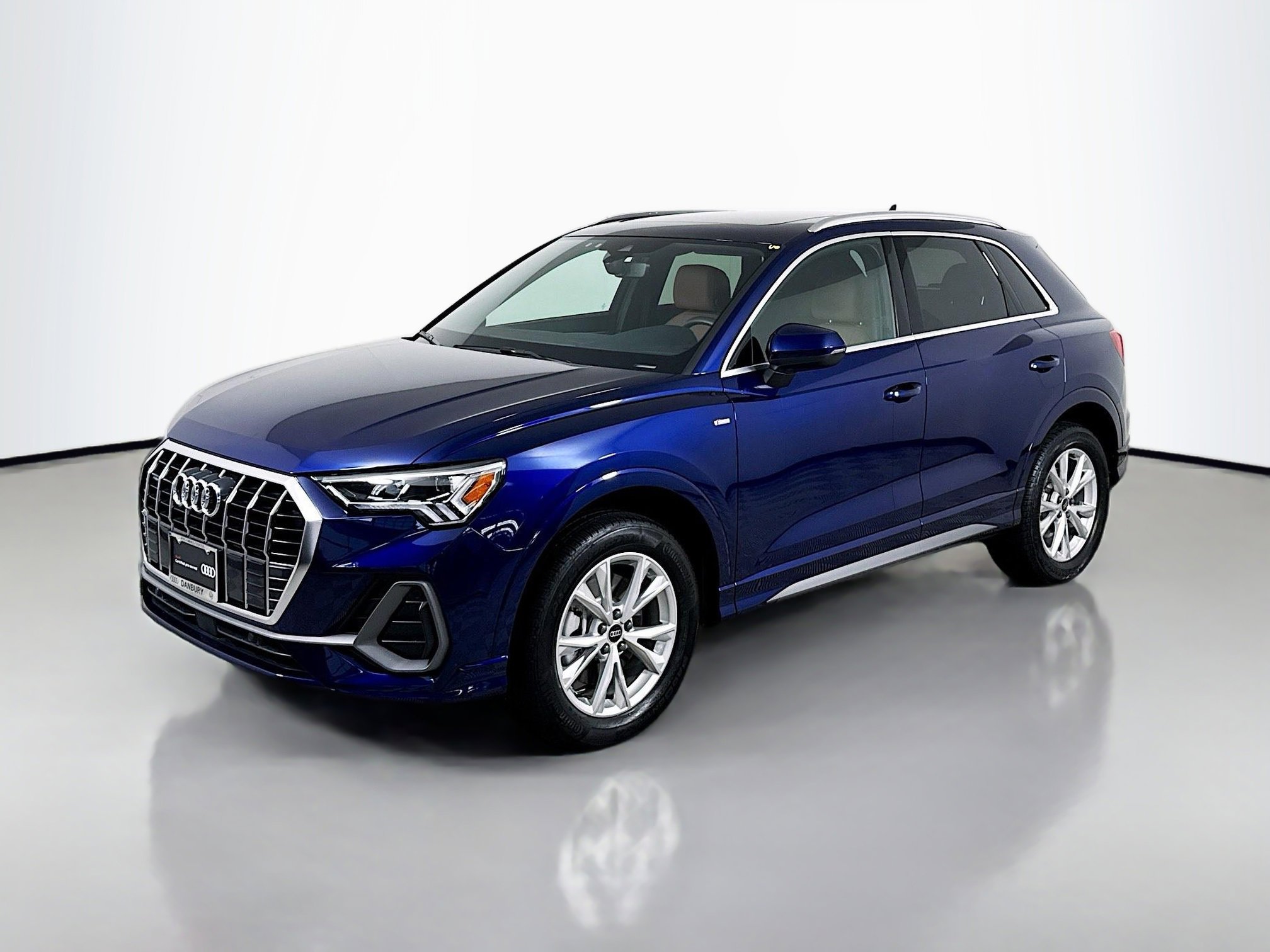 Used 2025 Audi Q3 2.0T Premium