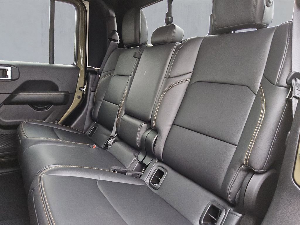 New 2026 Jeep Gladiator Sport S image 13