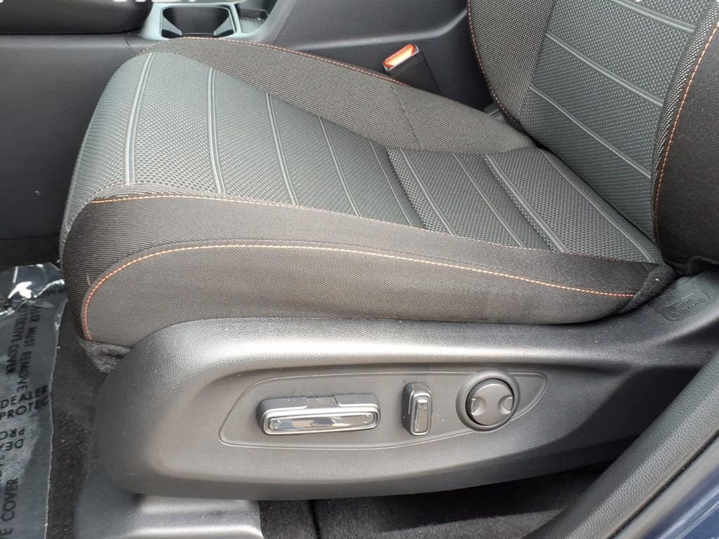 Used 2025 Honda CR-V Sport image 11