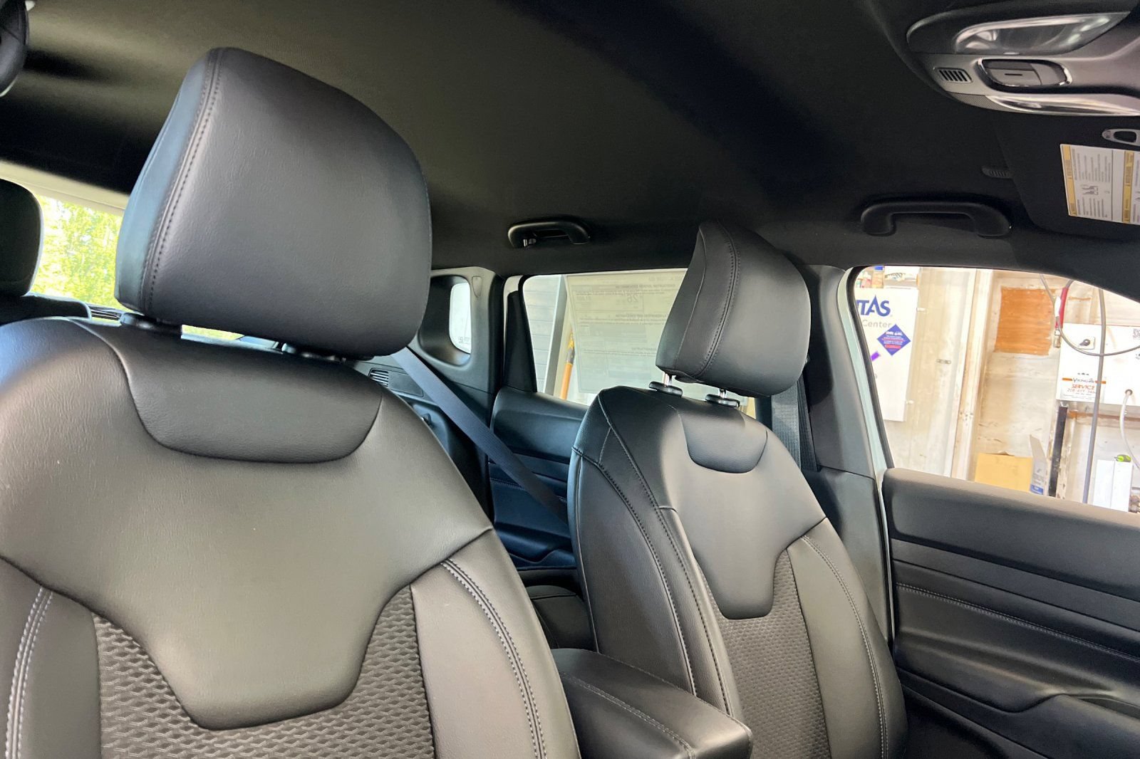 New 2026 Jeep Compass Latitude AWD/4WD image 16