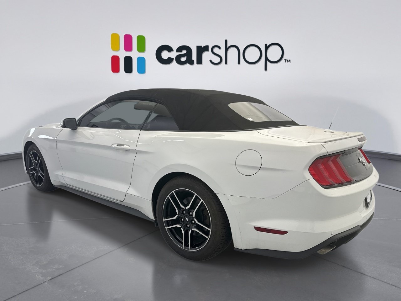 Used 2019 Ford Mustang Premium RWD image 3