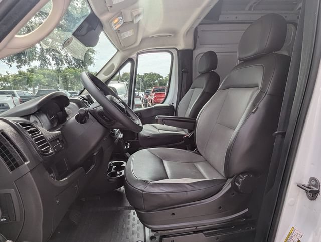 Used 2025 RAM ProMaster 2500 w/ Convenience Group FWD image 12