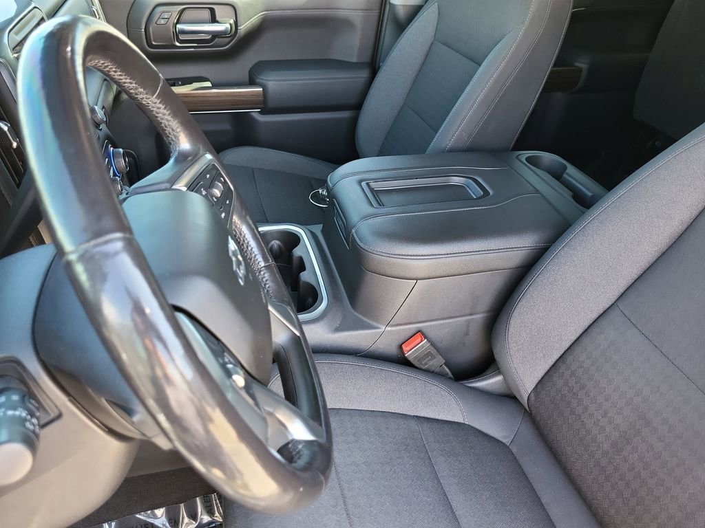 Used 2019 Chevrolet Silverado 1500 LT Trail Boss AWD/4WD image 11