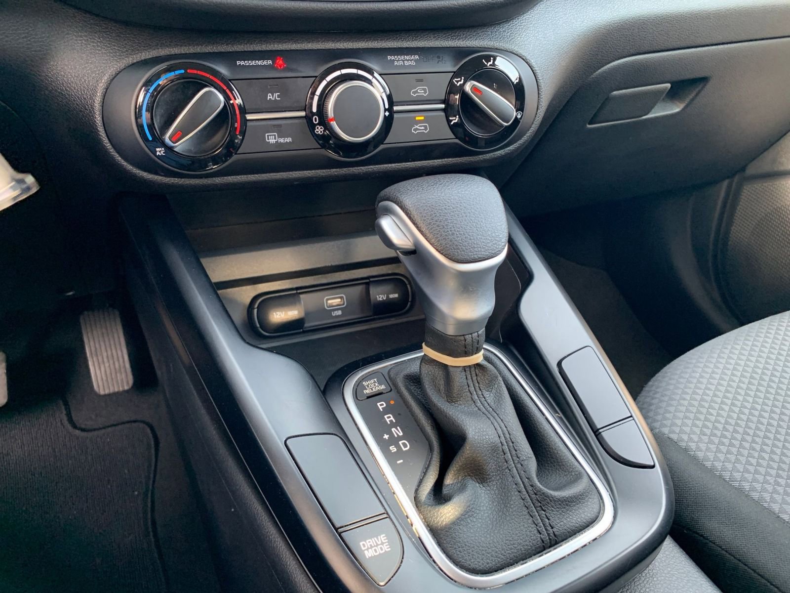 Used 2025 Kia Soul LX w/ LX Technology Package image 39