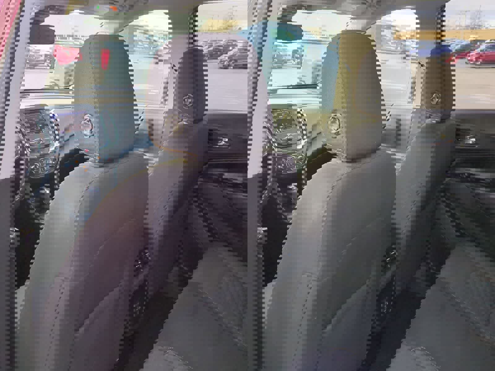 Used 2020 Chevrolet Equinox LT image 17