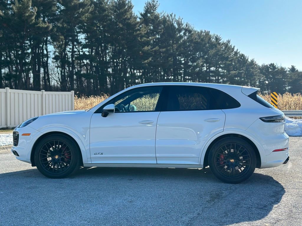 Used 2022 Porsche Cayenne GTS image 4