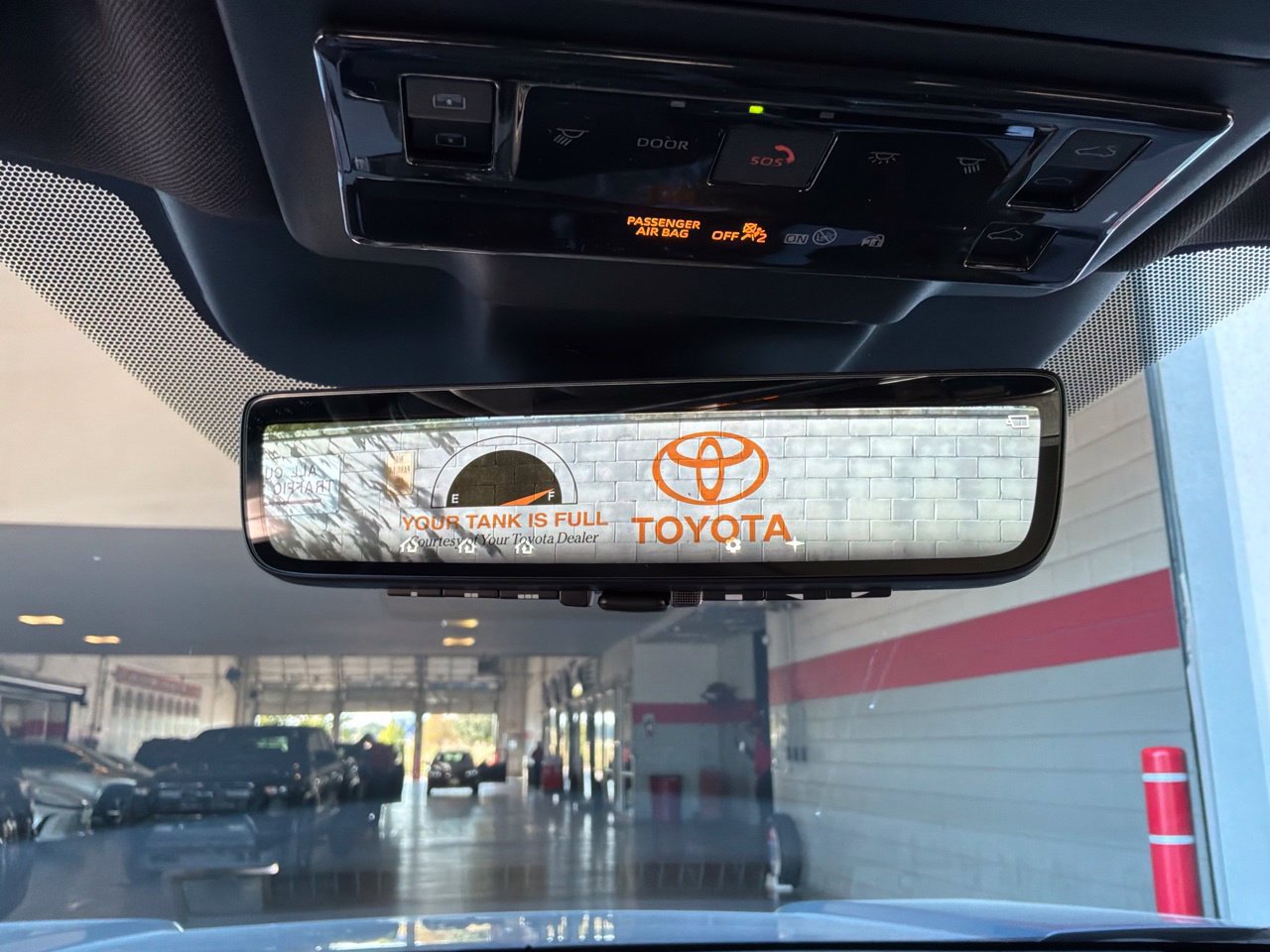 New 2026 Toyota RAV4 XSE w/ Panoramic Sun Roof Package AWD/4WD image 19