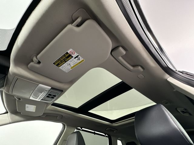 Used 2022 Nissan Rogue SL w/ SL Premium Package image 20