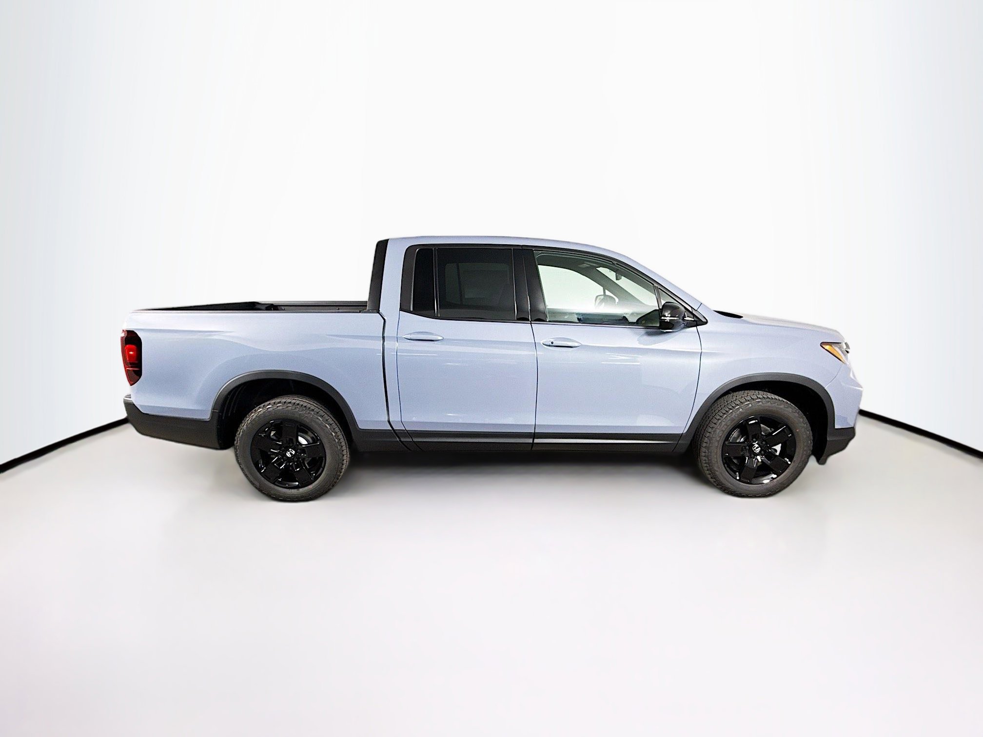New 2026 Honda Ridgeline Black Edition image 2