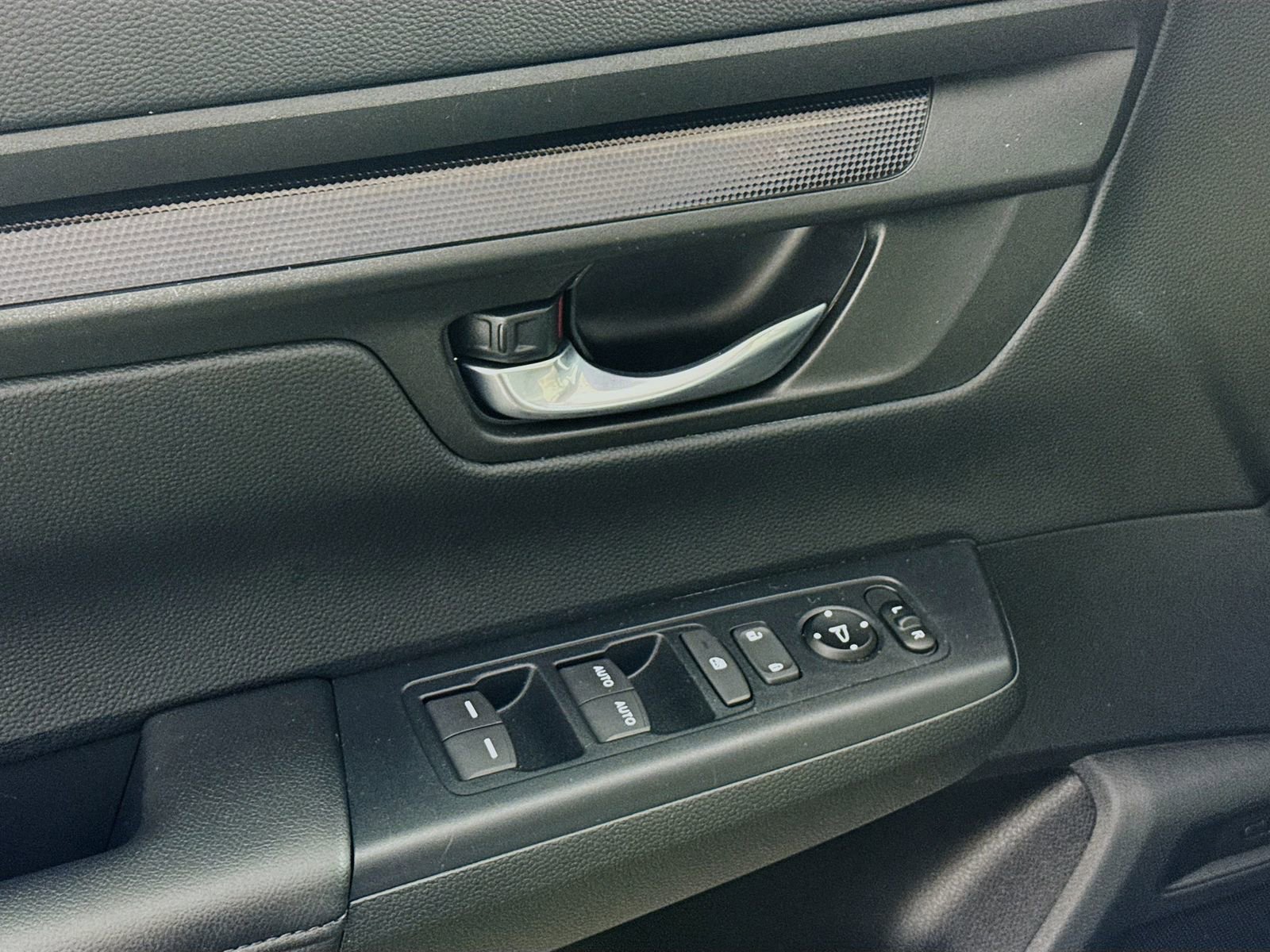 Used 2026 Honda CR-V EX image 11