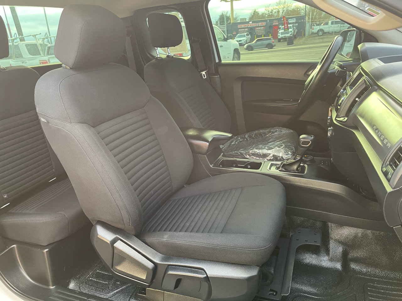 Used 2019 Ford Ranger XL w/ Equipment Group 101A Mid image 15