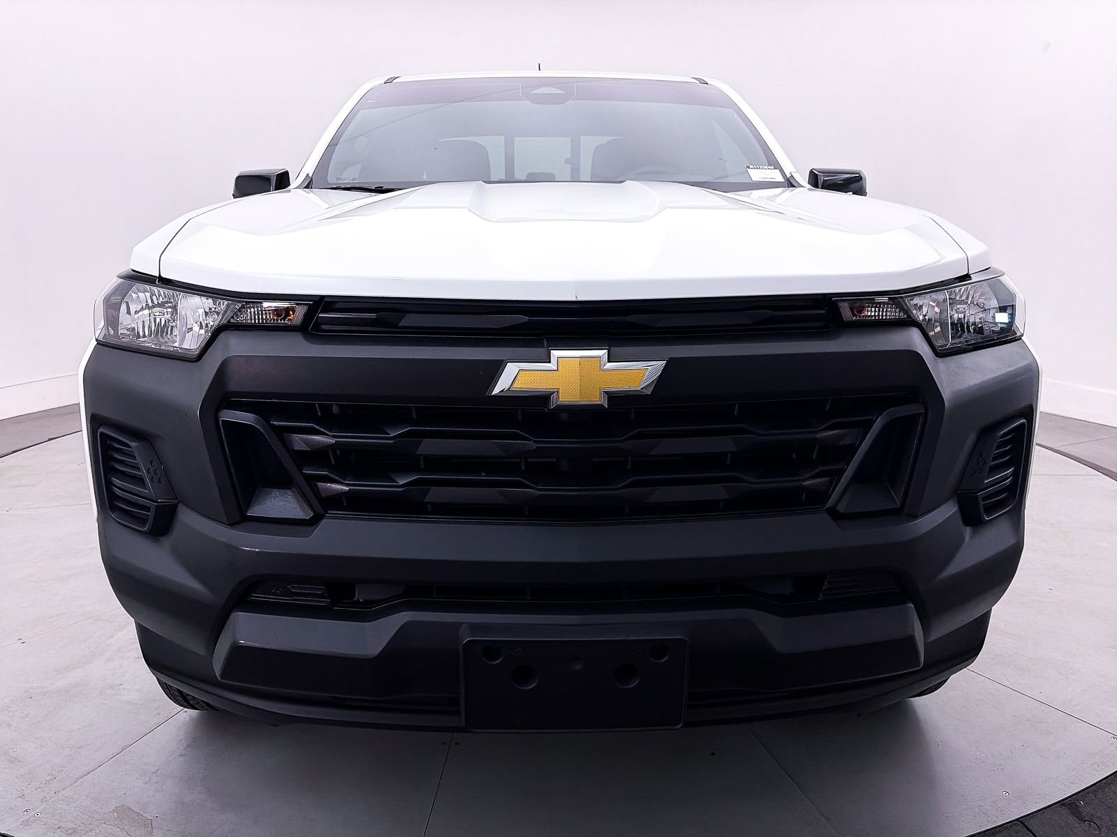 Used 2024 Chevrolet Colorado W/T w/ Advanced Trailering Package image 11