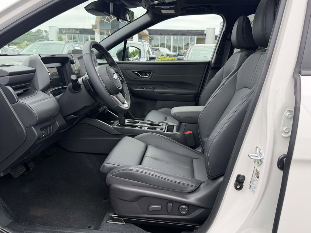 Used 2026 Subaru Outback Touring XT AWD/4WD image 17