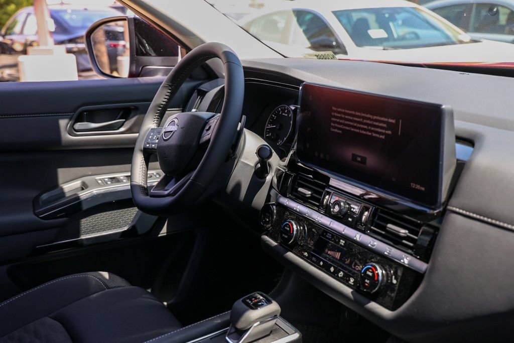 New 2026 Nissan Pathfinder SV FWD image 20