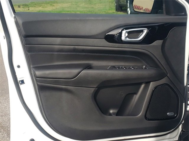 New 2026 Jeep Compass Limited w/ Sun, Sound & Navigation Group image 23
