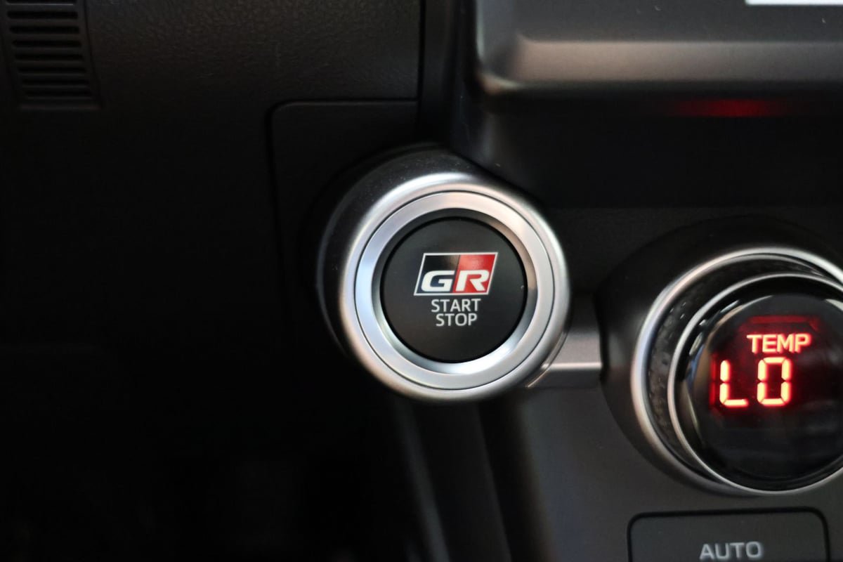 Used 2023 Toyota GR86 RWD image 15