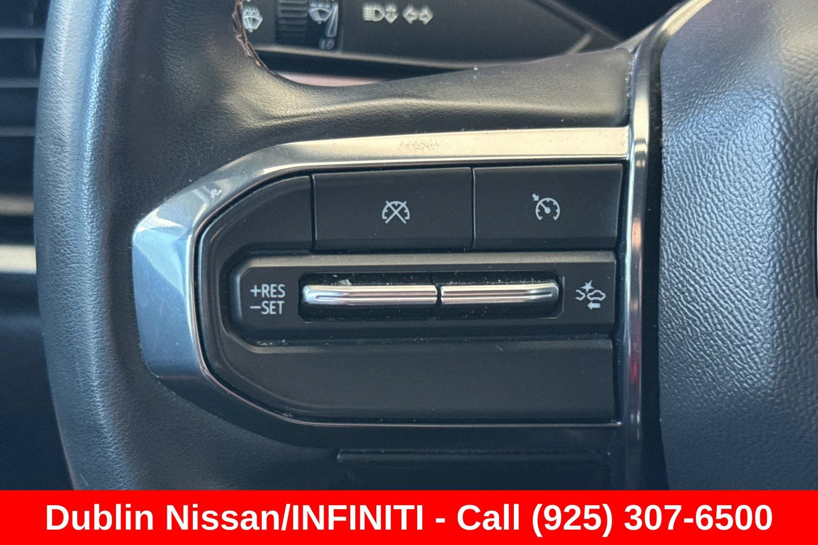 Used 2024 GMC Canyon AT4 w/ AT4 Premium Package AWD/4WD image 37