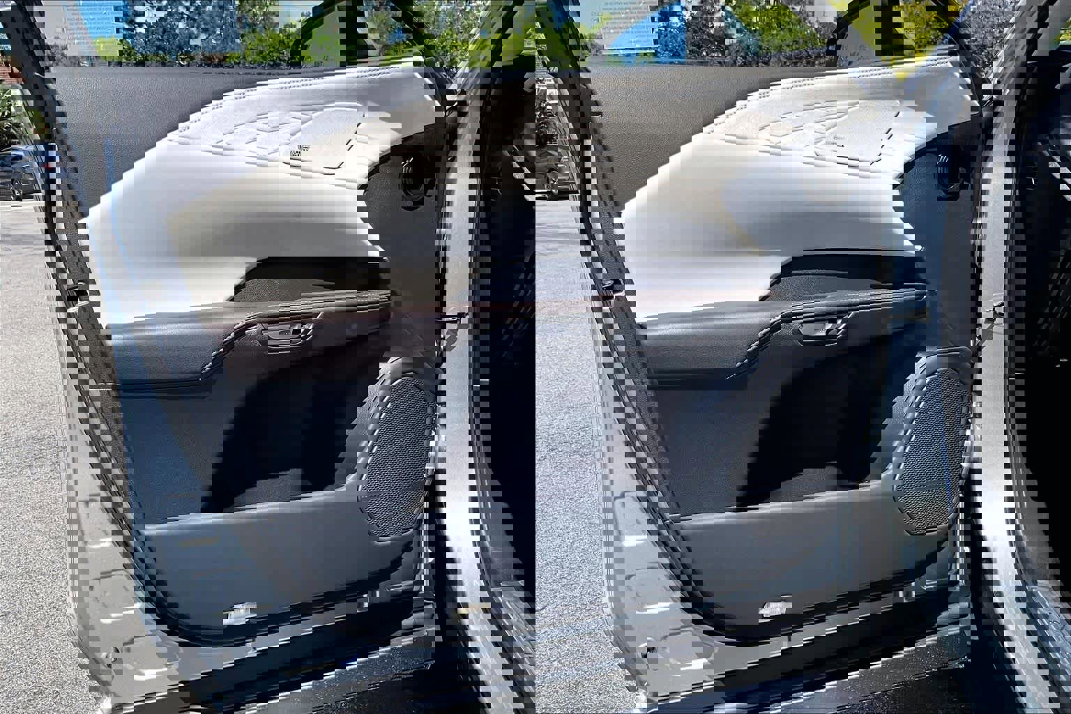 New 2026 Lexus RX 450h Luxury image 16