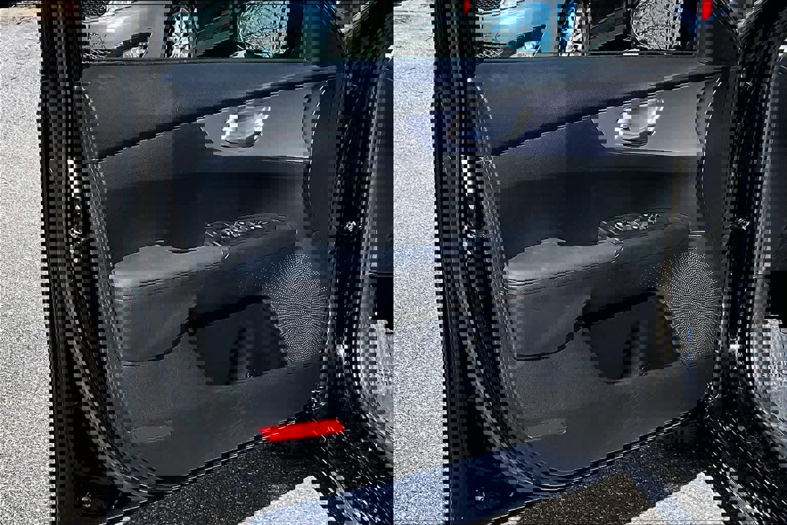 Used 2023 Kia Forte LXS w/ LXS Technology Package image 18