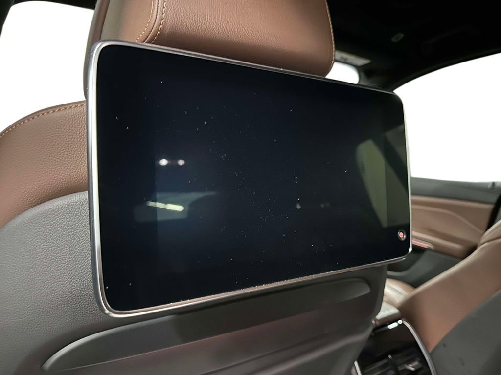 Used 2019 BMW X7 xDrive40i w/ Premium Package AWD/4WD image 19