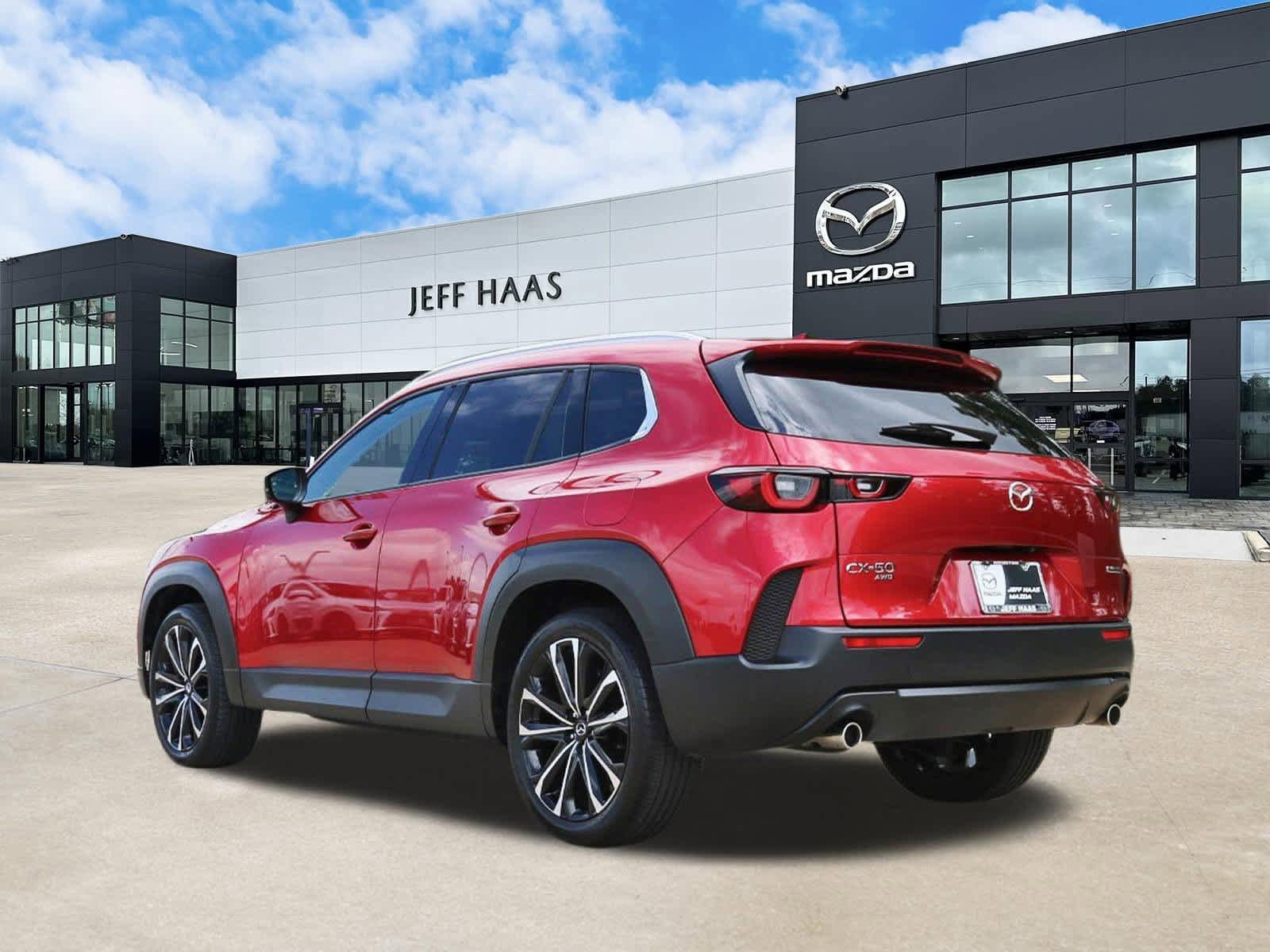 Used 2025 MAZDA CX-50 AWD 2.5 S w/ Premium Plus Pkg image 2