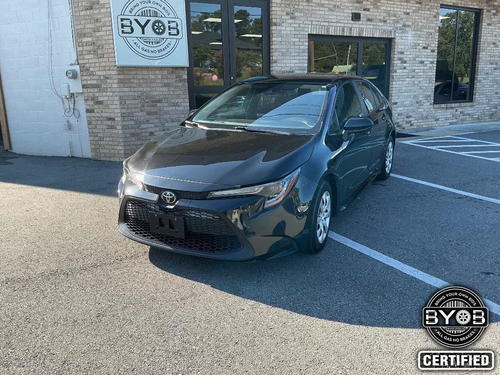 Used 2022 Toyota Corolla LE FWD image 1