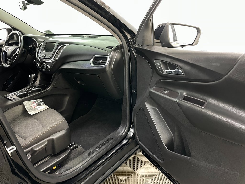 Used 2019 Chevrolet Equinox LT image 34