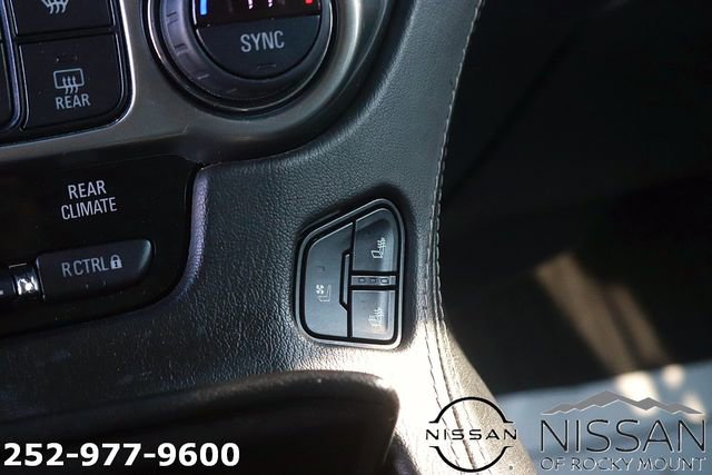 Used 2019 Chevrolet Suburban Premier image 29