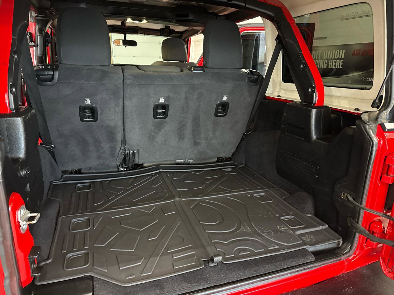 Used 2021 Jeep Wrangler Unlimited Sport image 41