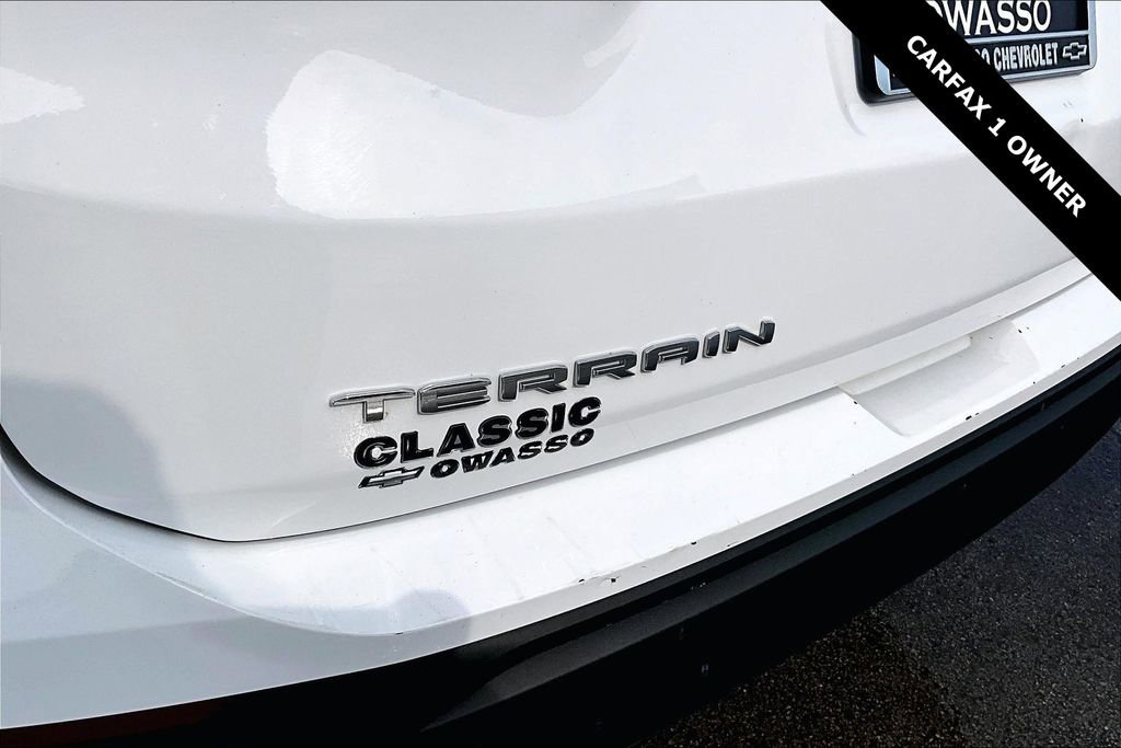 Used 2024 GMC Terrain SLE image 23