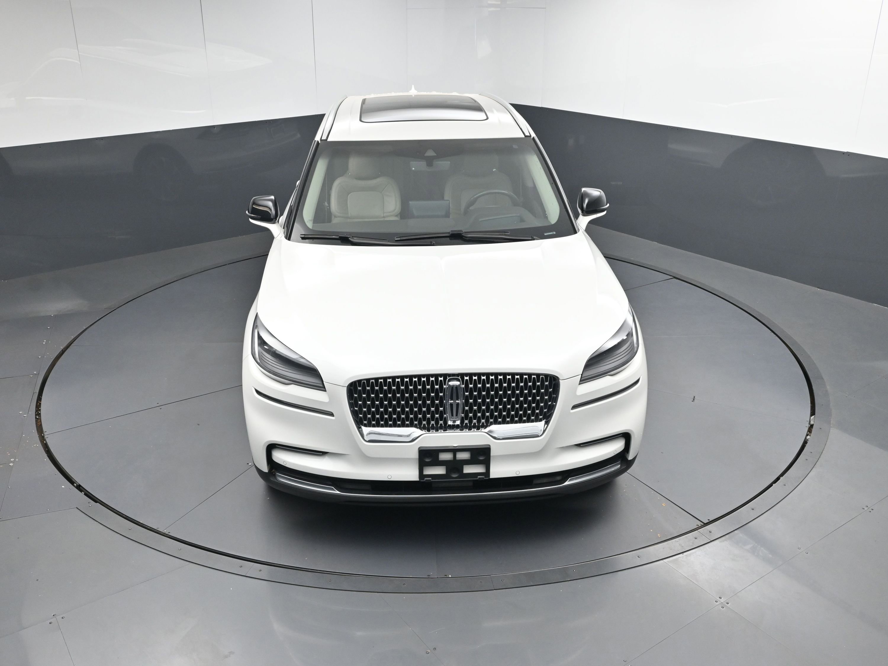 Used 2022 Lincoln Aviator Reserve w/ Equipment Group 201A image 40