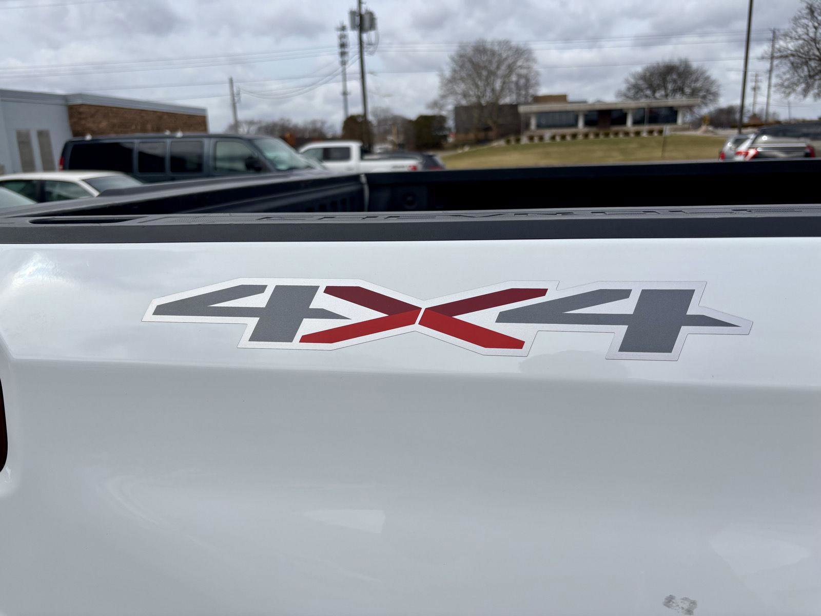 Used 2020 Chevrolet Silverado 1500 LT w/ Convenience Package image 17