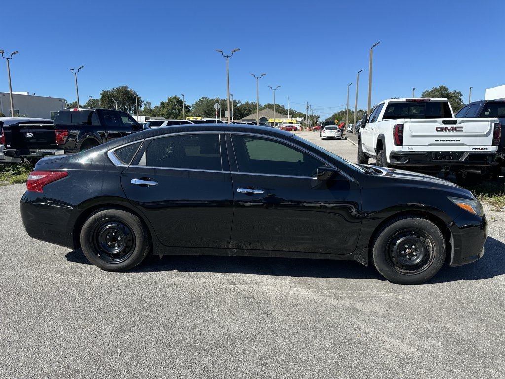 Used 2018 Nissan Altima 2.5 S w/ S Convenience Package FWD image 4