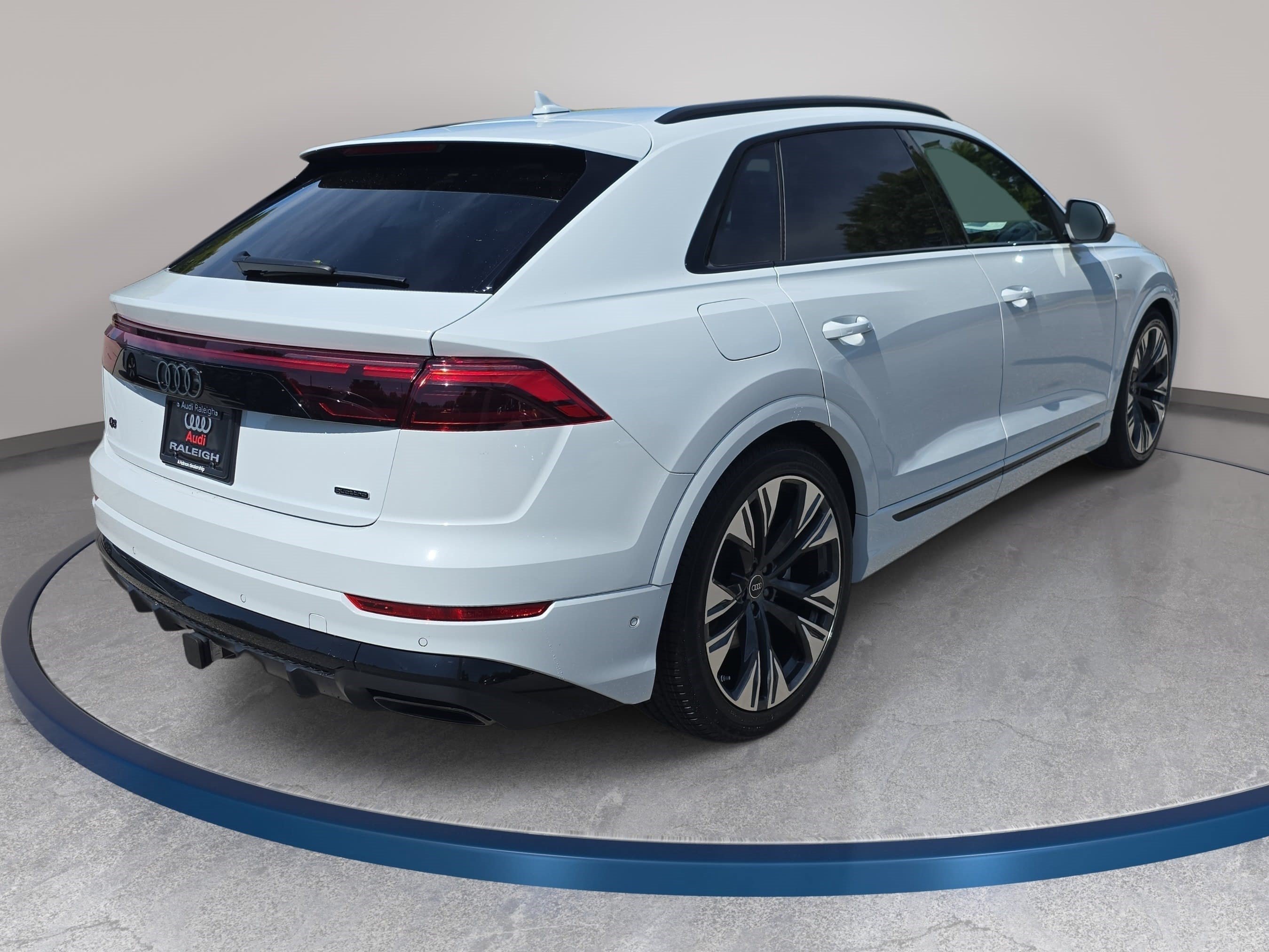 New 2027 Audi Q8 Premium Plus AWD/4WD image 6