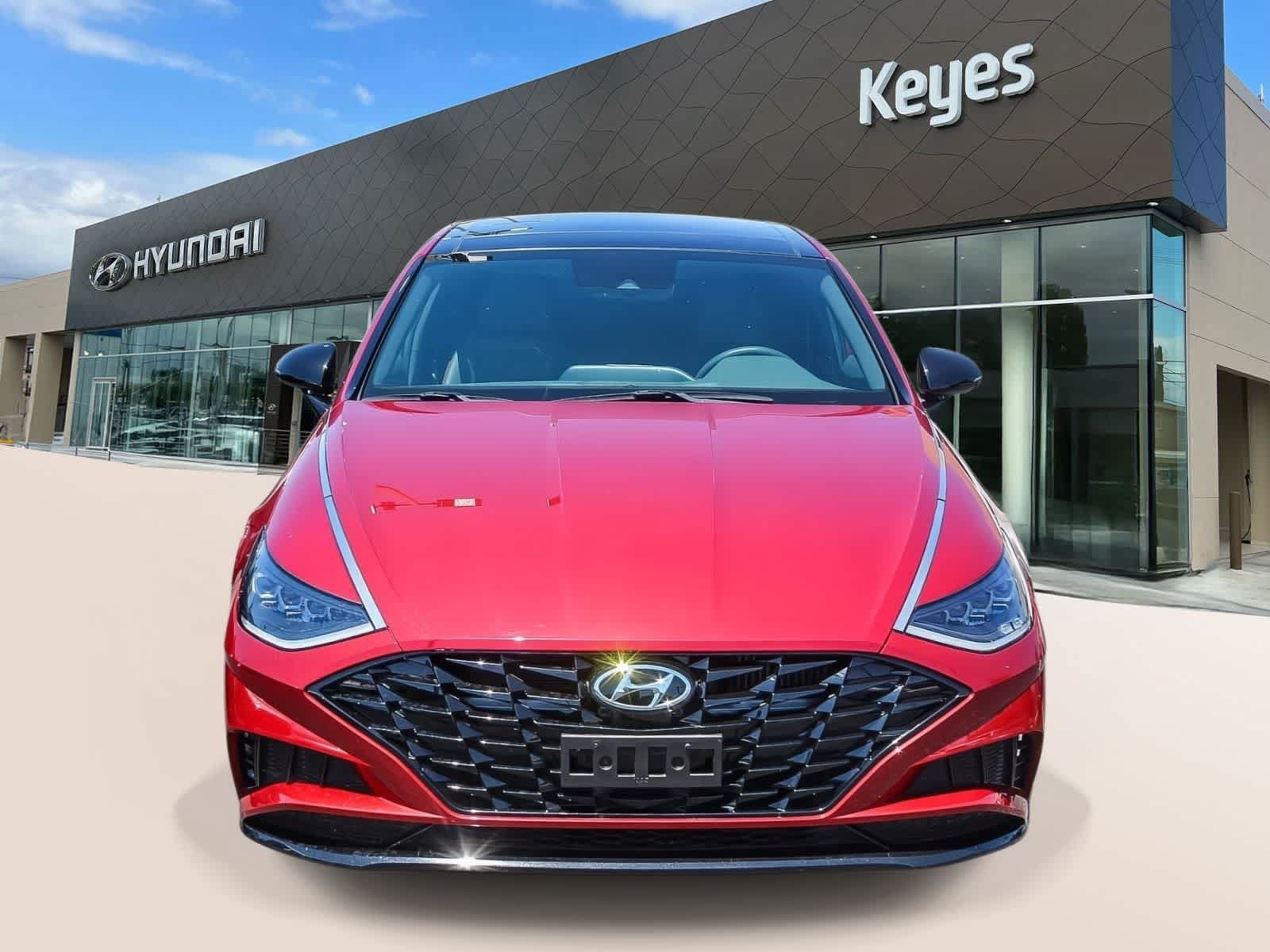 Certified 2023 Hyundai Sonata SEL Plus w/ Preferred Accessory Package FWD image 2