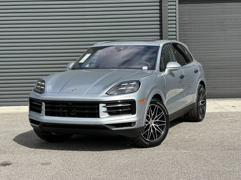 Certified 2026 Porsche Cayenne AWD/4WD image 1